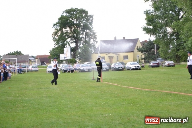 Zdjęcie w galerii na portalu naszraciborz.pl: Zawody sikawek konnych w Bieńkowicach. Złoto dla gospodarzy, Przewozu i Zabełkowa wiadomości z regionu