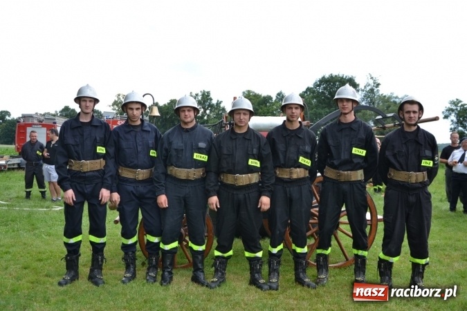 Zdjęcie w galerii na portalu naszraciborz.pl: Zawody sikawek konnych w Bieńkowicach. Złoto dla gospodarzy, Przewozu i Zabełkowa wiadomości z regionu