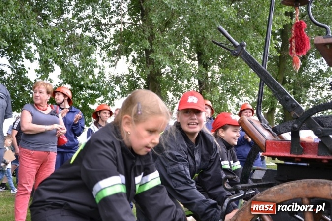 Zdjęcie w galerii na portalu naszraciborz.pl: Zawody sikawek konnych w Bieńkowicach. Złoto dla gospodarzy, Przewozu i Zabełkowa wiadomości z regionu