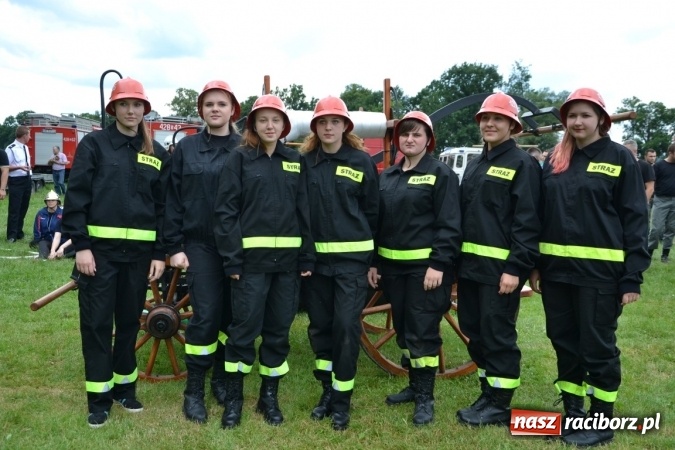 Zdjęcie w galerii na portalu naszraciborz.pl: Zawody sikawek konnych w Bieńkowicach. Złoto dla gospodarzy, Przewozu i Zabełkowa wiadomości z regionu