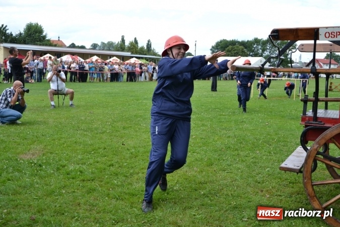 Zdjęcie w galerii na portalu naszraciborz.pl: Zawody sikawek konnych w Bieńkowicach. Złoto dla gospodarzy, Przewozu i Zabełkowa wiadomości z regionu