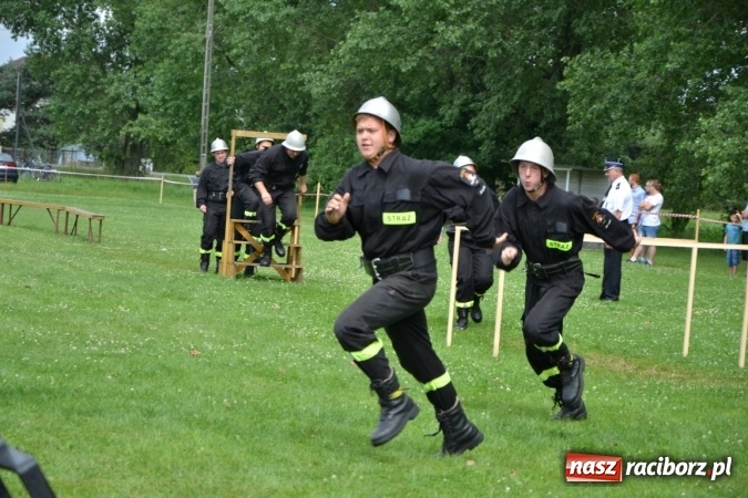 Zdjęcie w galerii na portalu naszraciborz.pl: Zawody sikawek konnych w Bieńkowicach. Złoto dla gospodarzy, Przewozu i Zabełkowa wiadomości z regionu