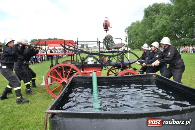 Zdjęcie w galerii na portalu naszraciborz.pl: Zawody sikawek konnych w Bieńkowicach. Złoto dla gospodarzy, Przewozu i Zabełkowa wiadomości z regionu