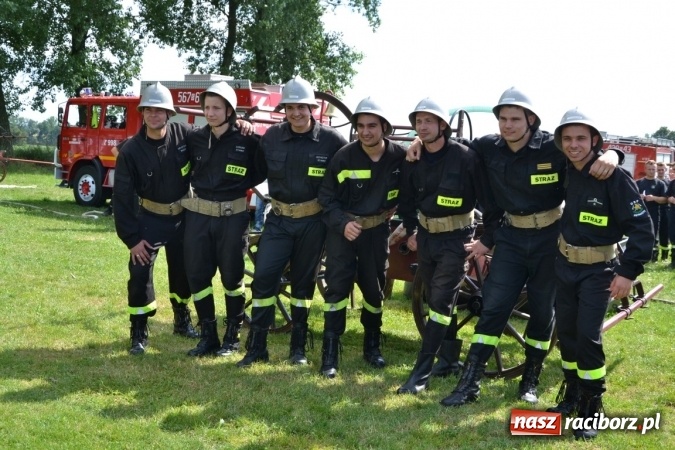 Zdjęcie w galerii na portalu naszraciborz.pl: Zawody sikawek konnych w Bieńkowicach. Złoto dla gospodarzy, Przewozu i Zabełkowa wiadomości z regionu