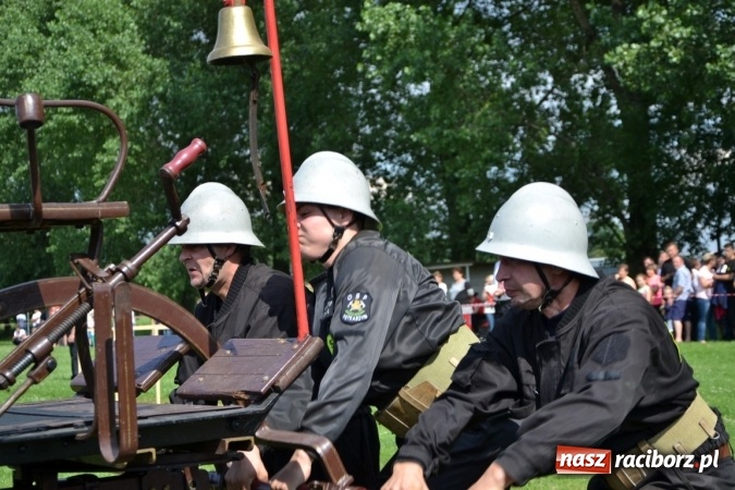 Zdjęcie w galerii na portalu naszraciborz.pl: Zawody sikawek konnych w Bieńkowicach. Złoto dla gospodarzy, Przewozu i Zabełkowa wiadomości z regionu