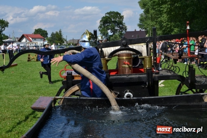 Zdjęcie w galerii na portalu naszraciborz.pl: Zawody sikawek konnych w Bieńkowicach. Złoto dla gospodarzy, Przewozu i Zabełkowa wiadomości z regionu