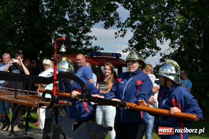 Zdjęcie w galerii na portalu naszraciborz.pl: Zawody sikawek konnych w Bieńkowicach. Złoto dla gospodarzy, Przewozu i Zabełkowa wiadomości z regionu
