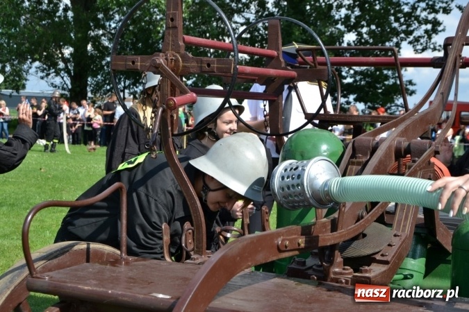 Zdjęcie w galerii na portalu naszraciborz.pl: Zawody sikawek konnych w Bieńkowicach. Złoto dla gospodarzy, Przewozu i Zabełkowa wiadomości z regionu