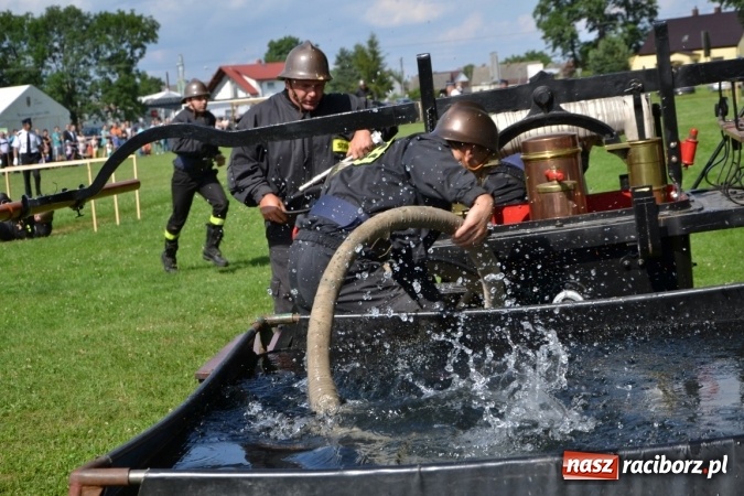 Zdjęcie w galerii na portalu naszraciborz.pl: Zawody sikawek konnych w Bieńkowicach. Złoto dla gospodarzy, Przewozu i Zabełkowa wiadomości z regionu