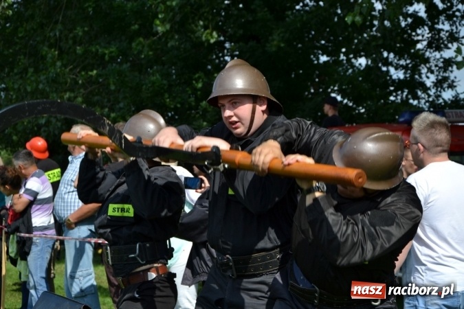 Zdjęcie w galerii na portalu naszraciborz.pl: Zawody sikawek konnych w Bieńkowicach. Złoto dla gospodarzy, Przewozu i Zabełkowa wiadomości z regionu