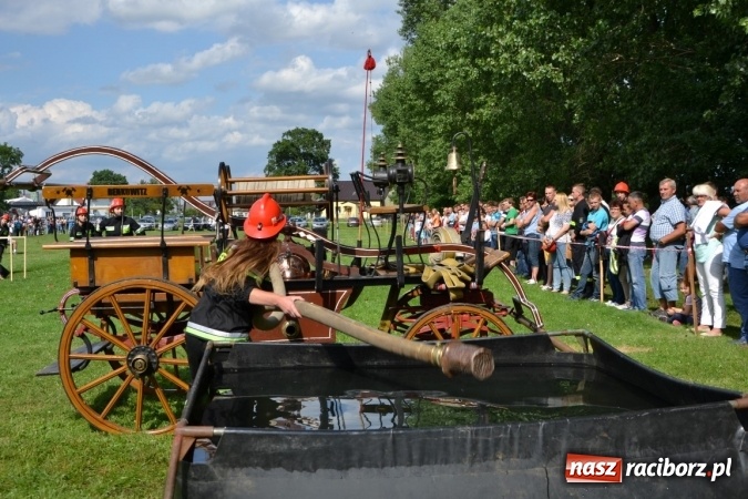 Zdjęcie w galerii na portalu naszraciborz.pl: Zawody sikawek konnych w Bieńkowicach. Złoto dla gospodarzy, Przewozu i Zabełkowa wiadomości z regionu
