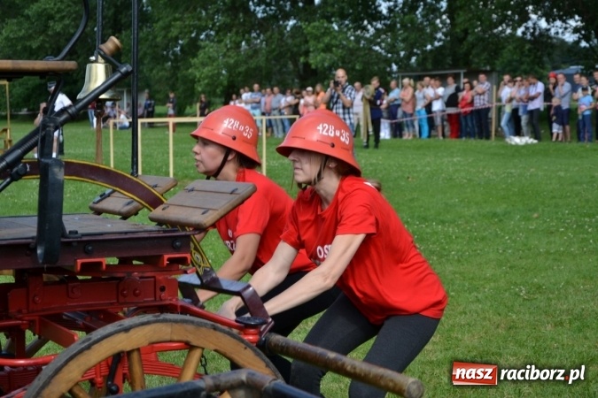 Zdjęcie w galerii na portalu naszraciborz.pl: Zawody sikawek konnych w Bieńkowicach. Złoto dla gospodarzy, Przewozu i Zabełkowa wiadomości z regionu