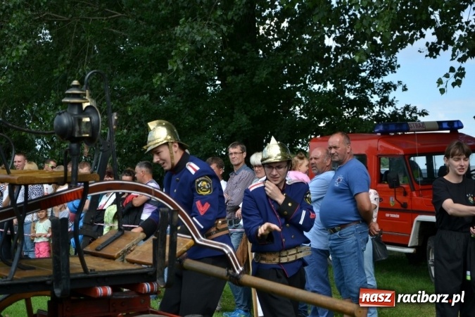 Zdjęcie w galerii na portalu naszraciborz.pl: Zawody sikawek konnych w Bieńkowicach. Złoto dla gospodarzy, Przewozu i Zabełkowa wiadomości z regionu