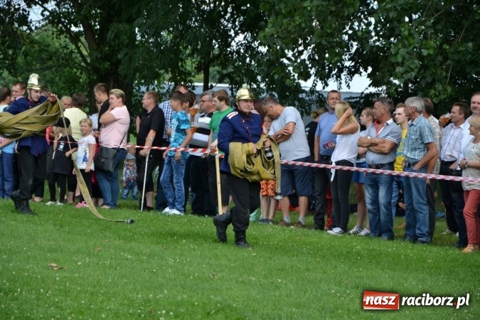 Zdjęcie w galerii na portalu naszraciborz.pl: Zawody sikawek konnych w Bieńkowicach. Złoto dla gospodarzy, Przewozu i Zabełkowa wiadomości z regionu