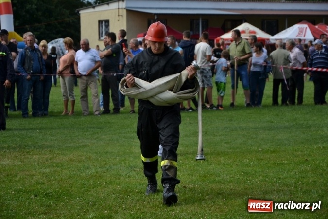 Zdjęcie w galerii na portalu naszraciborz.pl: Zawody sikawek konnych w Bieńkowicach. Złoto dla gospodarzy, Przewozu i Zabełkowa wiadomości z regionu