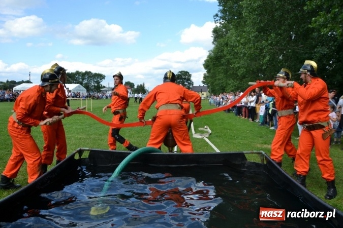 Zdjęcie w galerii na portalu naszraciborz.pl: Zawody sikawek konnych w Bieńkowicach. Złoto dla gospodarzy, Przewozu i Zabełkowa wiadomości z regionu