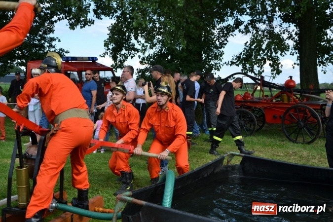 Zdjęcie w galerii na portalu naszraciborz.pl: Zawody sikawek konnych w Bieńkowicach. Złoto dla gospodarzy, Przewozu i Zabełkowa wiadomości z regionu