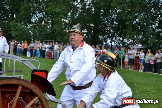 Zdjęcie w galerii na portalu naszraciborz.pl: Zawody sikawek konnych w Bieńkowicach. Złoto dla gospodarzy, Przewozu i Zabełkowa wiadomości z regionu