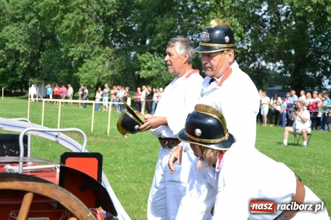 Zdjęcie w galerii na portalu naszraciborz.pl: Zawody sikawek konnych w Bieńkowicach. Złoto dla gospodarzy, Przewozu i Zabełkowa wiadomości z regionu