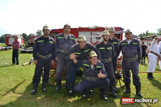 Zdjęcie w galerii na portalu naszraciborz.pl: Zawody sikawek konnych w Bieńkowicach. Złoto dla gospodarzy, Przewozu i Zabełkowa wiadomości z regionu