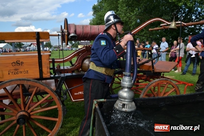 Zdjęcie w galerii na portalu naszraciborz.pl: Zawody sikawek konnych w Bieńkowicach. Złoto dla gospodarzy, Przewozu i Zabełkowa wiadomości z regionu