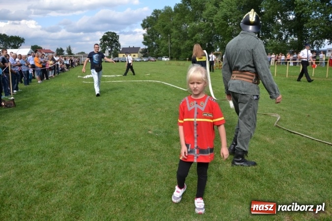 Zdjęcie w galerii na portalu naszraciborz.pl: Zawody sikawek konnych w Bieńkowicach. Złoto dla gospodarzy, Przewozu i Zabełkowa wiadomości z regionu