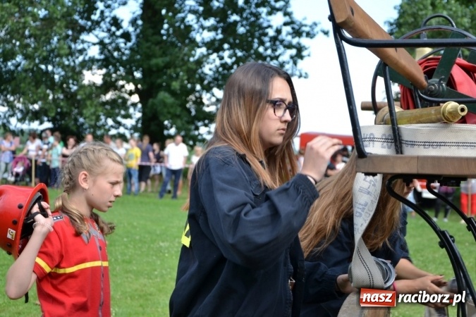 Zdjęcie w galerii na portalu naszraciborz.pl: Zawody sikawek konnych w Bieńkowicach. Złoto dla gospodarzy, Przewozu i Zabełkowa wiadomości z regionu