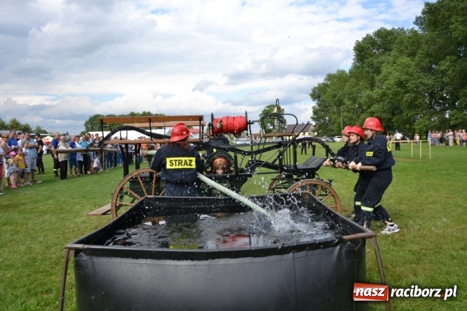 Zdjęcie w galerii na portalu naszraciborz.pl: Zawody sikawek konnych w Bieńkowicach. Złoto dla gospodarzy, Przewozu i Zabełkowa wiadomości z regionu