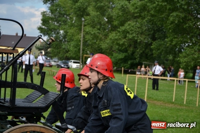 Zdjęcie w galerii na portalu naszraciborz.pl: Zawody sikawek konnych w Bieńkowicach. Złoto dla gospodarzy, Przewozu i Zabełkowa wiadomości z regionu