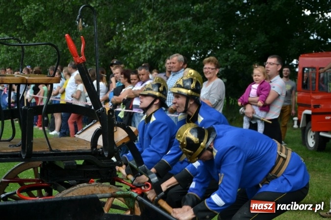 Zdjęcie w galerii na portalu naszraciborz.pl: Zawody sikawek konnych w Bieńkowicach. Złoto dla gospodarzy, Przewozu i Zabełkowa wiadomości z regionu