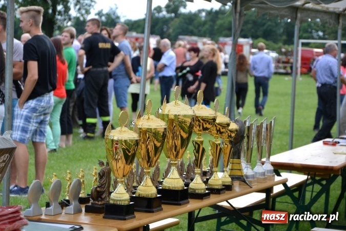 Zdjęcie w galerii na portalu naszraciborz.pl: Zawody sikawek konnych w Bieńkowicach. Złoto dla gospodarzy, Przewozu i Zabełkowa wiadomości z regionu
