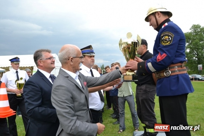 Zdjęcie w galerii na portalu naszraciborz.pl: Zawody sikawek konnych w Bieńkowicach. Złoto dla gospodarzy, Przewozu i Zabełkowa wiadomości z regionu