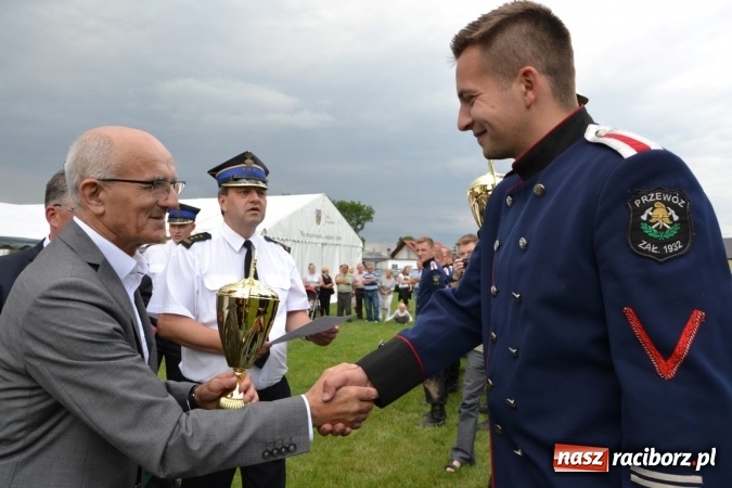 Zdjęcie w galerii na portalu naszraciborz.pl: Zawody sikawek konnych w Bieńkowicach. Złoto dla gospodarzy, Przewozu i Zabełkowa wiadomości z regionu