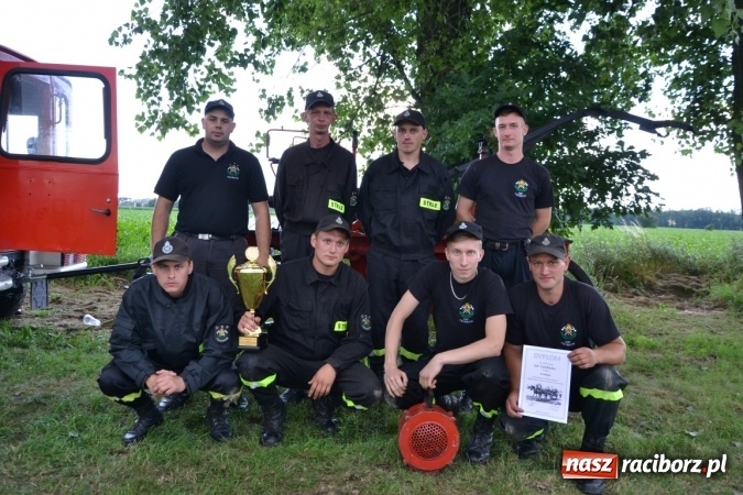 Zdjęcie w galerii na portalu naszraciborz.pl: Zawody sikawek konnych w Bieńkowicach. Złoto dla gospodarzy, Przewozu i Zabełkowa wiadomości z regionu