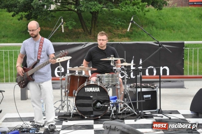 Zdjęcie w galerii na portalu naszraciborz.pl: Etnostation - muzyka pięciu stron świata na przystani w Raciborzu wiadomości z regionu