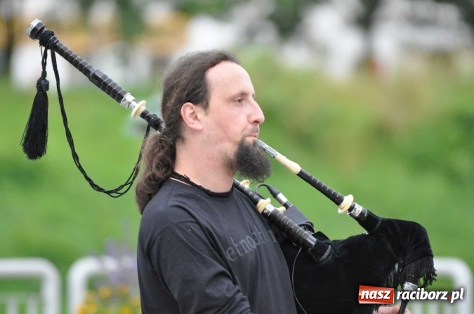 Zdjęcie w galerii na portalu naszraciborz.pl: Etnostation - muzyka pięciu stron świata na przystani w Raciborzu wiadomości z regionu