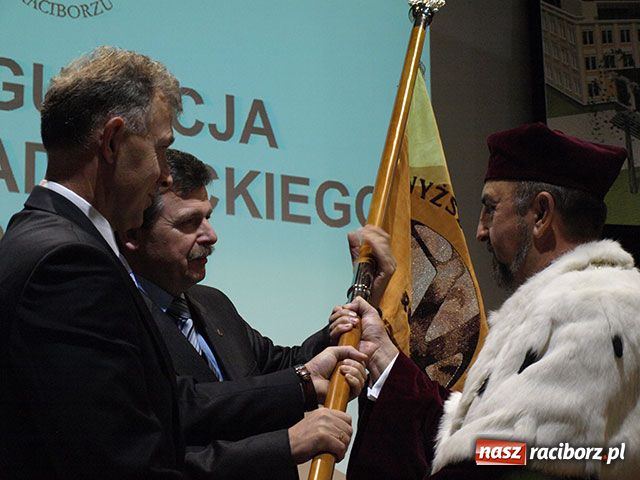 Zdjęcie w galerii na portalu naszraciborz.pl: Niż demograficzny nie zaszkodził wiadomości z regionu