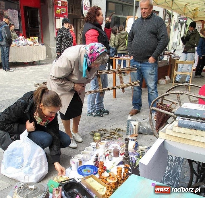Zdjęcie w galerii na portalu naszraciborz.pl: Rybnik zaprasza na wakacyjne jarmarki staroci i rękodzieła wiadomości z regionu