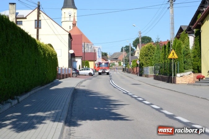 Zdjęcie w galerii na portalu naszraciborz.pl: Weekend strażaków - pożary, wypadki, konary i błoto na jezdniach, fałszywe alarmy  wiadomości z regionu