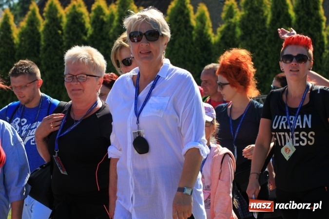 Zdjęcie w galerii na portalu naszraciborz.pl: Parafianie z Lubomi wyruszyli już na Jasną Górę wiadomości z regionu