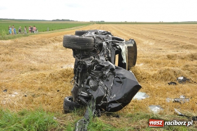 Zdjęcie w galerii na portalu naszraciborz.pl: Wypadek na trasie Krzyżanowice - Twork&oacute;w. 26-latek z BMW miał szczęście. Nie odni&oacute;sł poważnych obrażeń, ale stracił prawo jazdy wiadomości z regionu