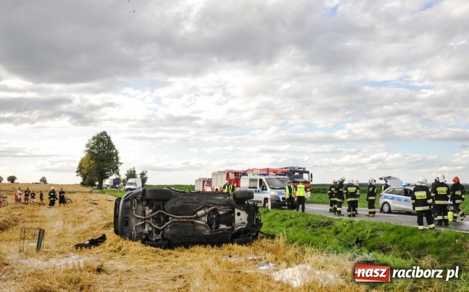 Zdjęcie w galerii na portalu naszraciborz.pl: Wypadek na trasie Krzyżanowice - Twork&oacute;w. 26-latek z BMW miał szczęście. Nie odni&oacute;sł poważnych obrażeń, ale stracił prawo jazdy wiadomości z regionu
