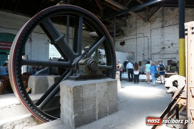 Zdjęcie w galerii na portalu naszraciborz.pl: Pociągiem, kajakiem, autokarem i piechotą przez Racibórz i Ziemię Raciborską - czyli branża turystyczna zwiedza naszą okolicę!  wiadomości z regionu