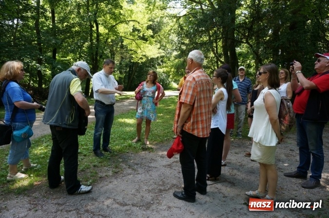 Zdjęcie w galerii na portalu naszraciborz.pl: Pociągiem, kajakiem, autokarem i piechotą przez Racibórz i Ziemię Raciborską - czyli branża turystyczna zwiedza naszą okolicę!  wiadomości z regionu