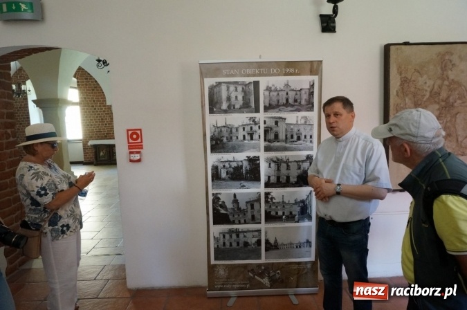 Zdjęcie w galerii na portalu naszraciborz.pl: Pociągiem, kajakiem, autokarem i piechotą przez Racibórz i Ziemię Raciborską - czyli branża turystyczna zwiedza naszą okolicę!  wiadomości z regionu