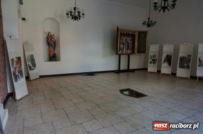 Zdjęcie w galerii na portalu naszraciborz.pl: Pociągiem, kajakiem, autokarem i piechotą przez Racibórz i Ziemię Raciborską - czyli branża turystyczna zwiedza naszą okolicę!  wiadomości z regionu