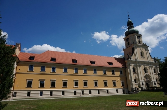 Zdjęcie w galerii na portalu naszraciborz.pl: Pociągiem, kajakiem, autokarem i piechotą przez Racibórz i Ziemię Raciborską - czyli branża turystyczna zwiedza naszą okolicę!  wiadomości z regionu