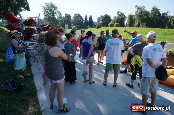 Zdjęcie w galerii na portalu naszraciborz.pl: Pociągiem, kajakiem, autokarem i piechotą przez Racibórz i Ziemię Raciborską - czyli branża turystyczna zwiedza naszą okolicę!  wiadomości z regionu