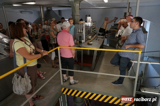 Zdjęcie w galerii na portalu naszraciborz.pl: Pociągiem, kajakiem, autokarem i piechotą przez Racibórz i Ziemię Raciborską - czyli branża turystyczna zwiedza naszą okolicę!  wiadomości z regionu