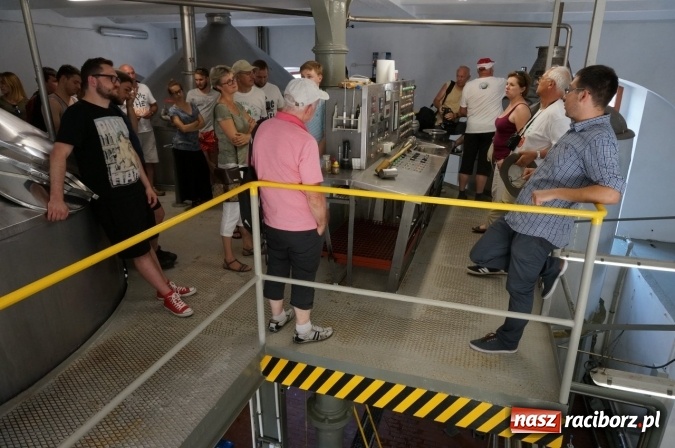 Zdjęcie w galerii na portalu naszraciborz.pl: Pociągiem, kajakiem, autokarem i piechotą przez Racibórz i Ziemię Raciborską - czyli branża turystyczna zwiedza naszą okolicę!  wiadomości z regionu